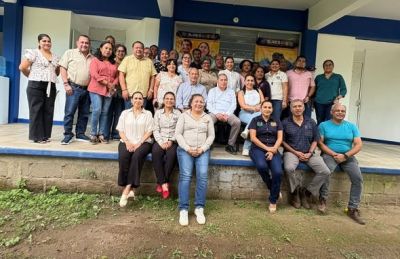 Curso-taller “Liderazgo para la Gestión del Modelo Educativo y Académico Humanista Intercultural, Visión 2050” con un gran grupo de trabajo integrado por cuatro Unidades Académicas de la Región Costa